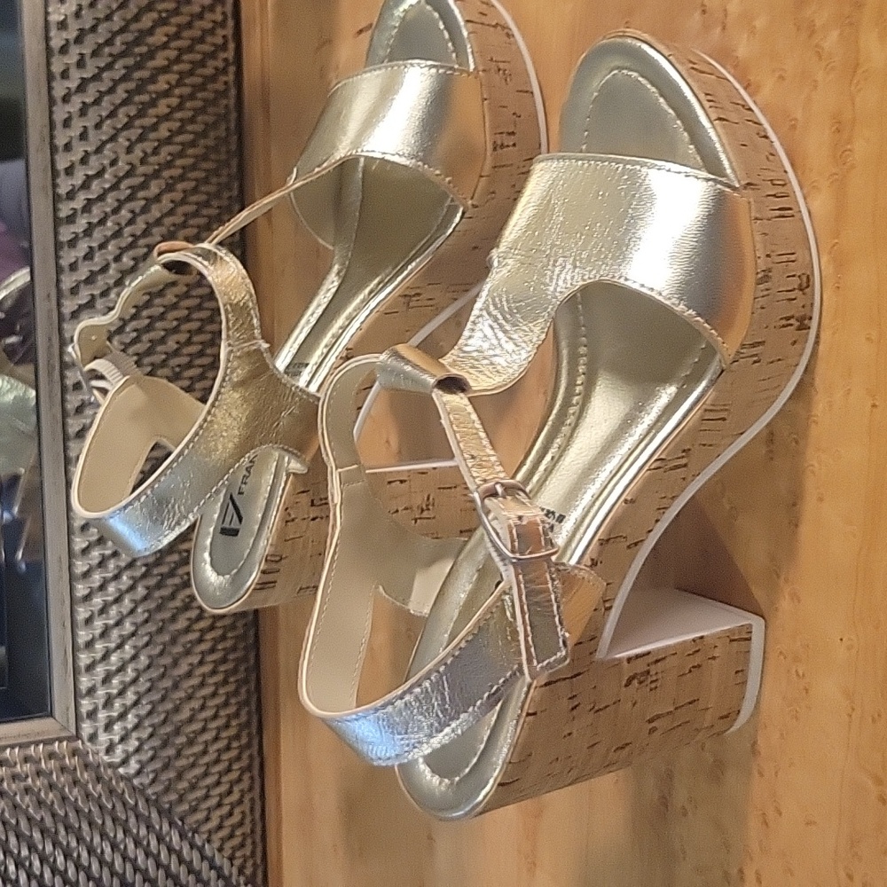 Francesco V. Sandals